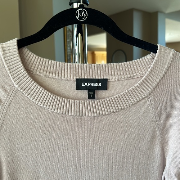 Express Pink Sweater - Picture 2 of 4